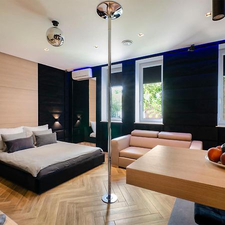 Lupoapartments Z Jacuzzi Pole Dance Leczycka 29 Klimatyzacja Parking Dostep Na Kod Lódź Exterior foto