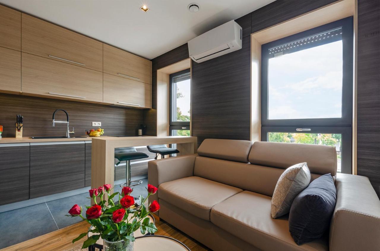 Lupoapartments Z Jacuzzi Pole Dance Leczycka 29 Klimatyzacja Parking Dostep Na Kod Lódź Exterior foto