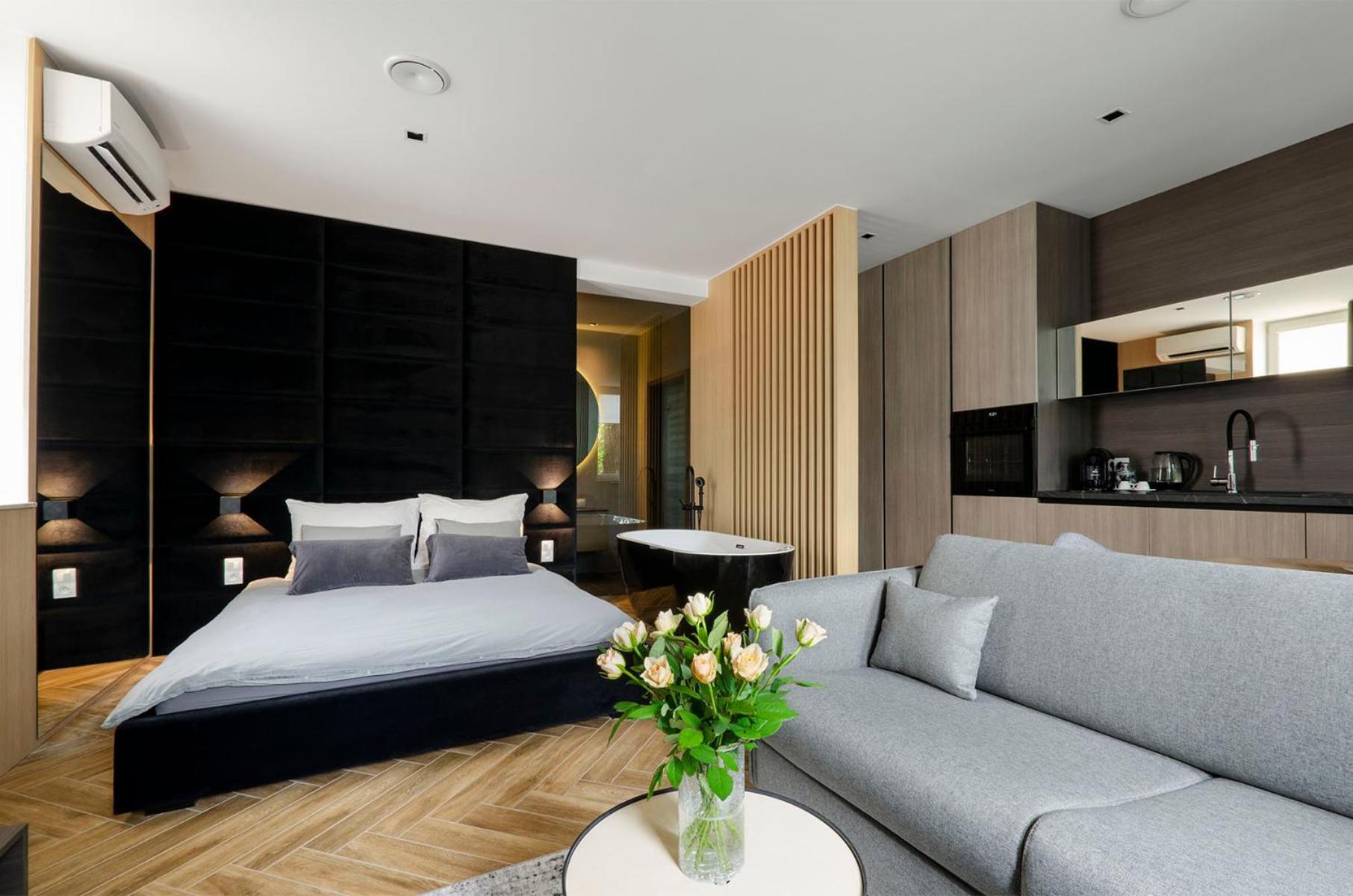 Lupoapartments Z Jacuzzi Pole Dance Leczycka 29 Klimatyzacja Parking Dostep Na Kod Lódź Exterior foto