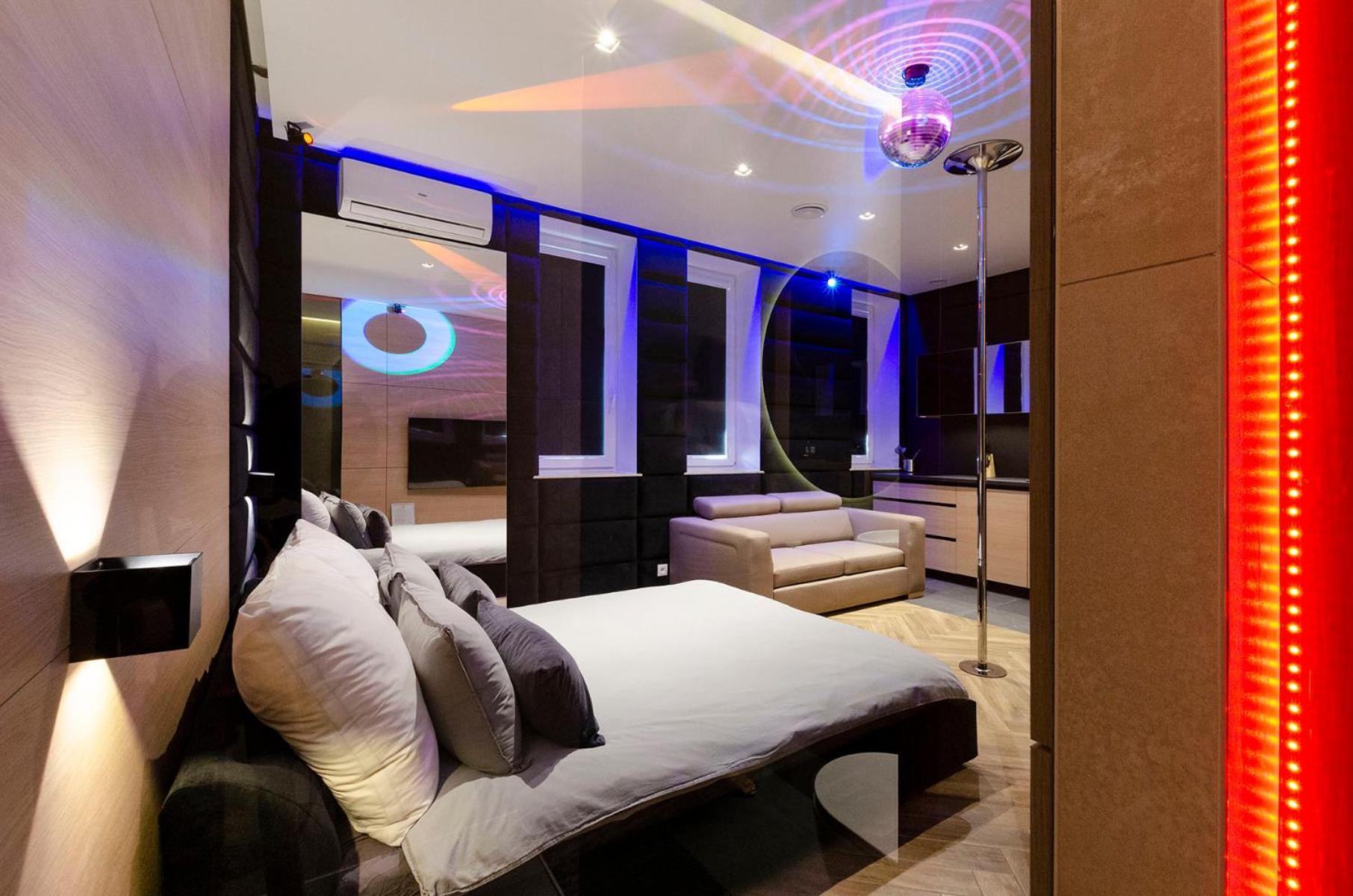 Lupoapartments Z Jacuzzi Pole Dance Leczycka 29 Klimatyzacja Parking Dostep Na Kod Lódź Quarto foto