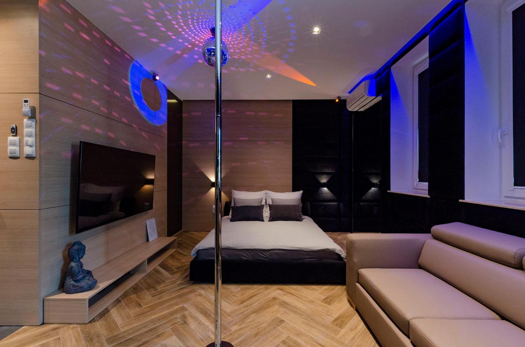 Lupoapartments Z Jacuzzi Pole Dance Leczycka 29 Klimatyzacja Parking Dostep Na Kod Lódź Exterior foto