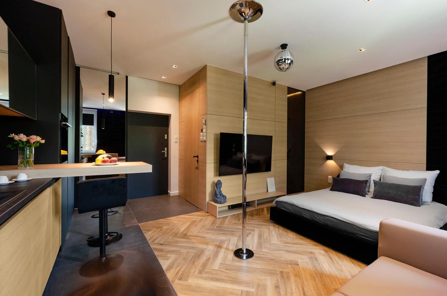 Lupoapartments Z Jacuzzi Pole Dance Leczycka 29 Klimatyzacja Parking Dostep Na Kod Lódź Quarto foto